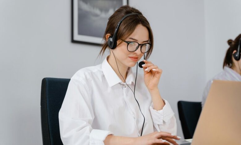 customer support phone number