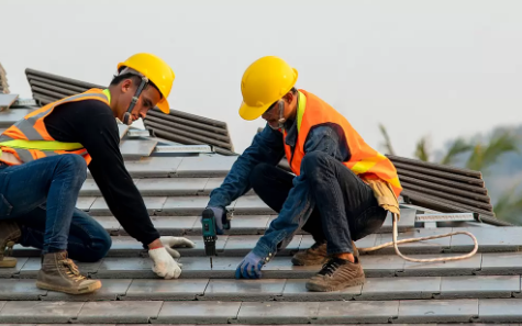 Essential Tips for Choosing the Right Roofing and Fencing Services